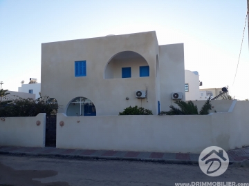  L 151 -  Sale  Villa with pool Djerba